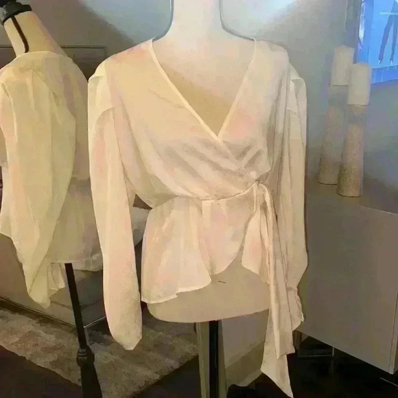 NWT EXPRESS CREME SNAKESKIN LONG TIE BLOUSE - Picture 1 of 2